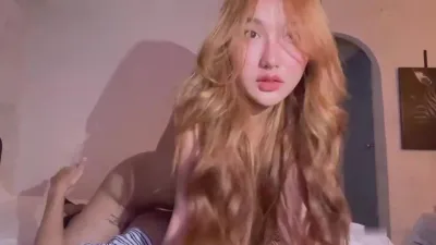 在家被男友无套输出!大奶子哗哗狂甩,这大奶子大乳运超诱惑,巨乳被操到高潮喷水内射!