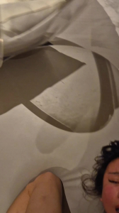 太骚了!没操几下就把男人干射了,骚货技术犯规